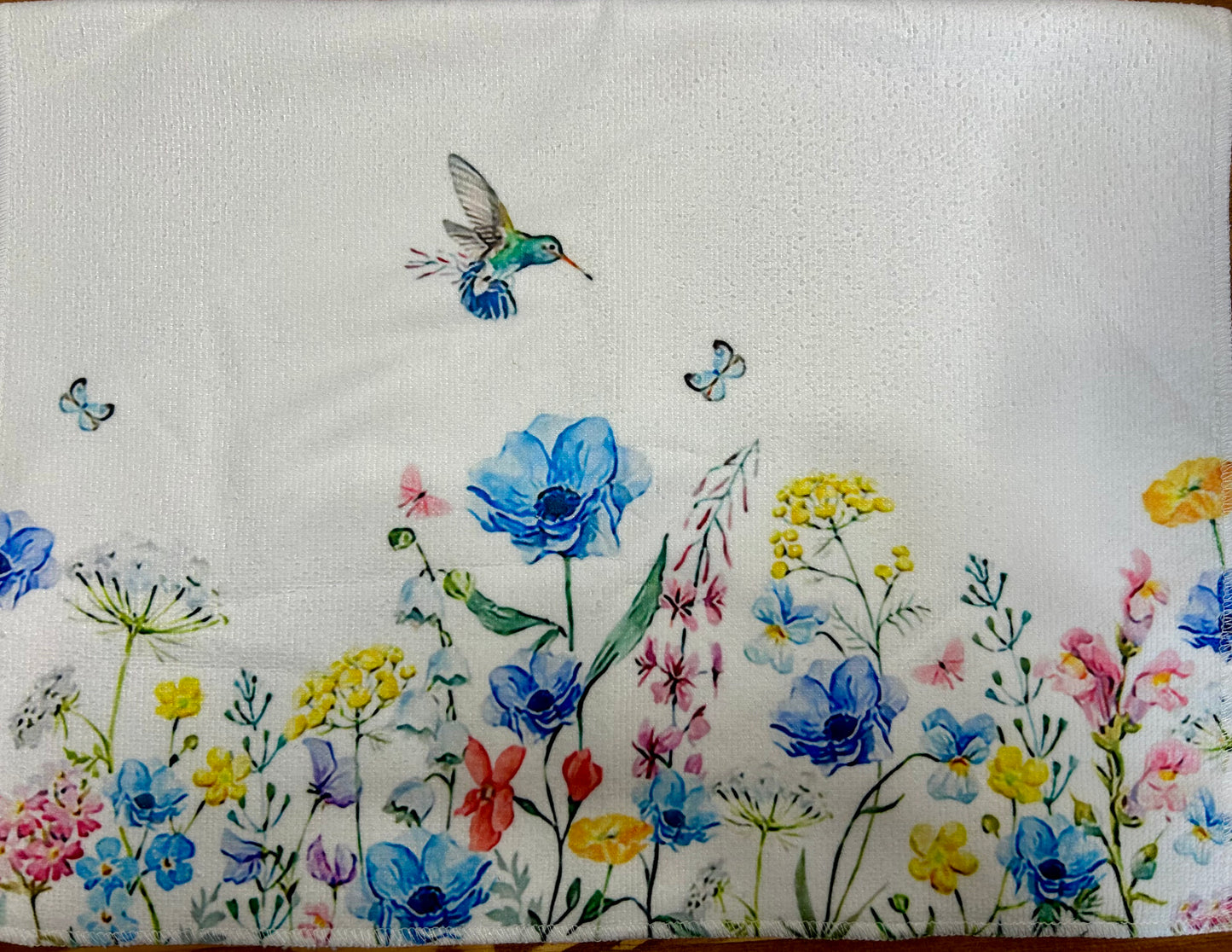 Tea Towel hummingbird and Flowers